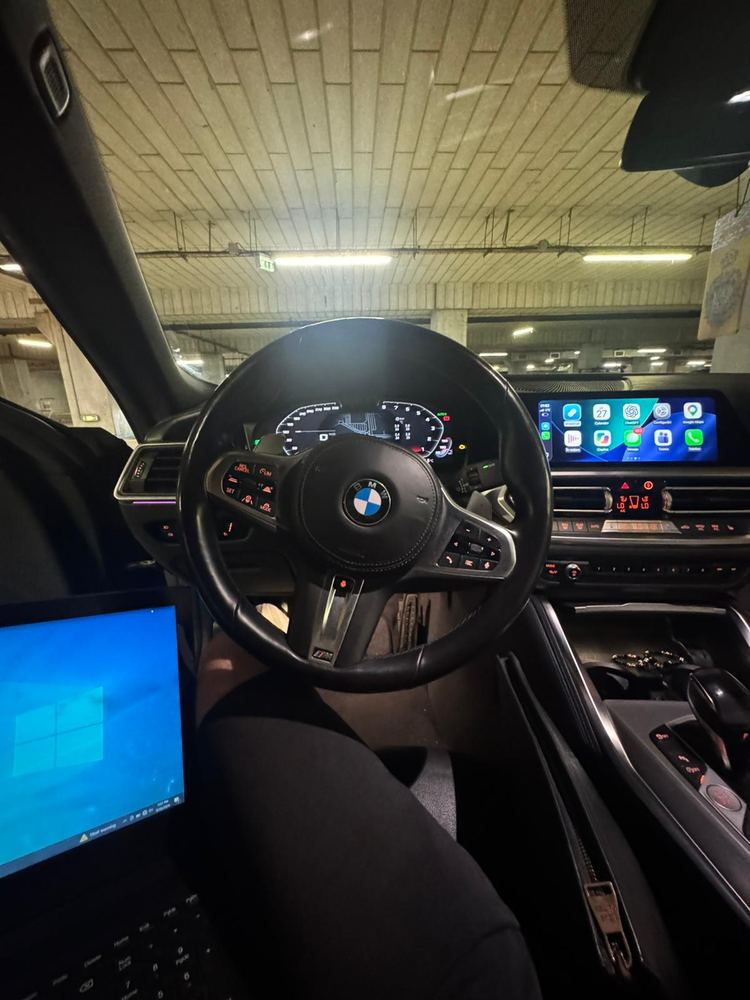 BMW Seria 4 G23 cu Apple CarPlay activat
