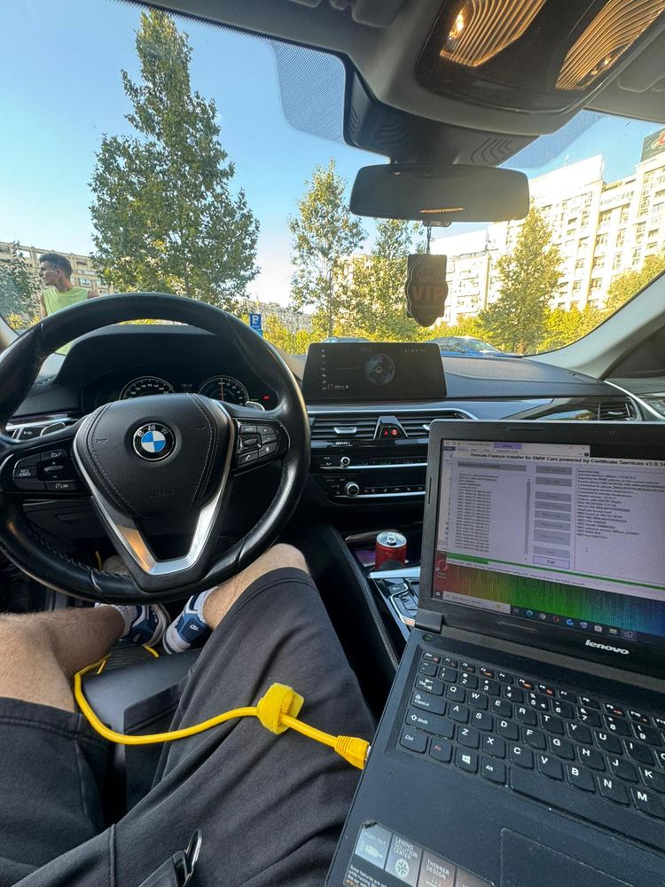 BMW Seria 5 G30 cu Apple CarPlay activat — poză 1